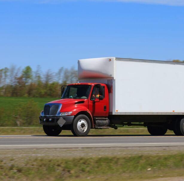 long distance moving recommends packing efficiently and organizing belongings before a long distance move